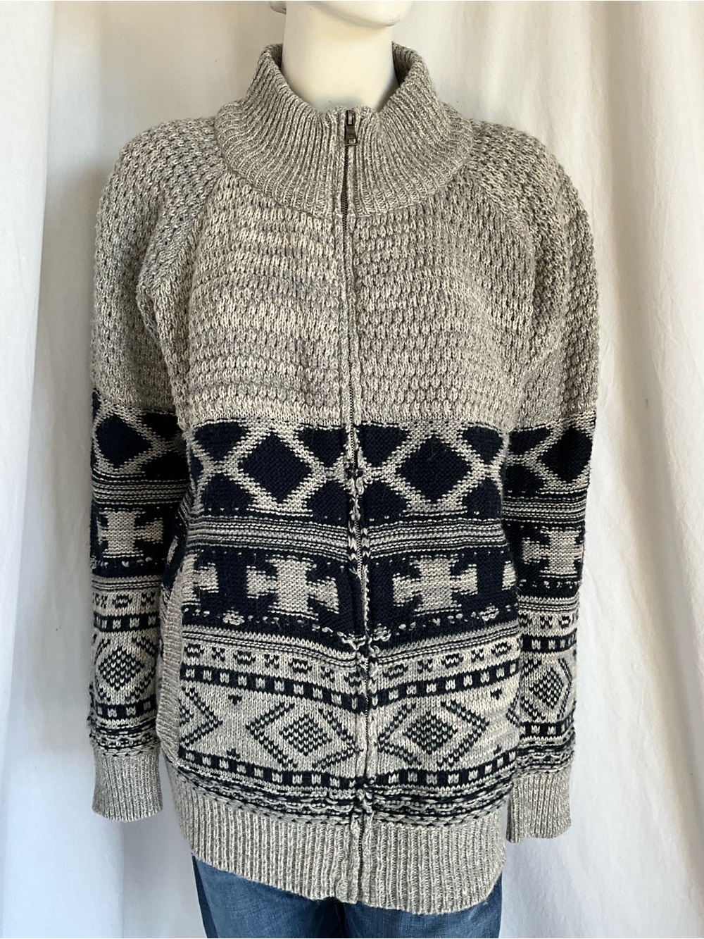 Triple Five Soul Cream and Navy Zip-Up Patterned Cardigan